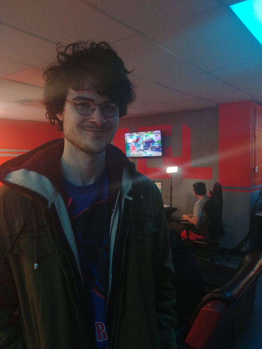 MatthewHawk96's tweet image. Got to spend some time seeing how super saturdays are run at the raid gaming lounge by @MrKickLK. He showed me around their setup and we talked about how they engage the community. Awesome buisness man. Keep it up.