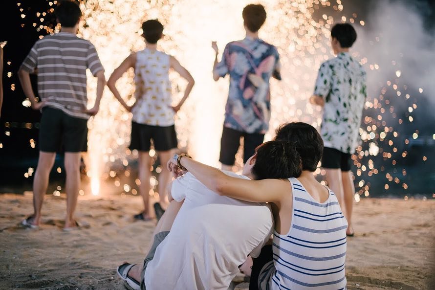 Perth90056801's tweet photo. Day 19: at the beach
#perth #perthppe #PerthTanaponSukhumpantanasan
#perthtanapon #lovebychanceseries
#saint #saintsup #SaintSuppapongUdomkaewkanjana #saintsuppapong #aepete #perthsaint #PerthSaintSation https://t.co/4tYinb3ymq