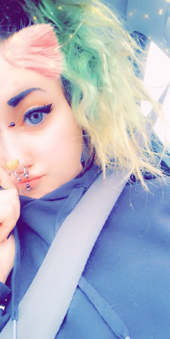 How crazy shit can change within a year or two man. https://t.co/8YxXUWXYnD