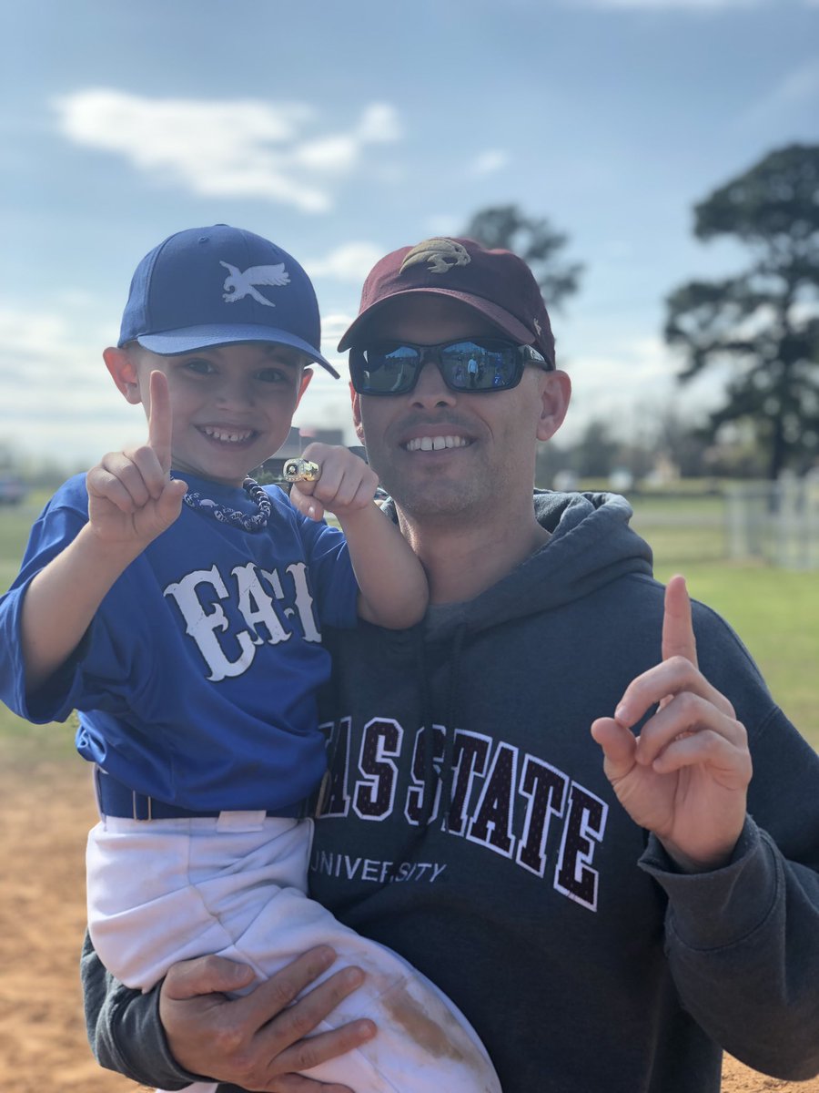 BethPrimeaux's tweet photo. Opening Day Tournament Champions! Been at the fields since 8 but what a day!! #austinryan #wearethechampions https://t.co/SHJaXjo3IP
