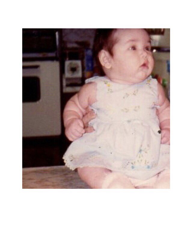 CatherinePaiz's tweet photo. 1 word... GENES!!!! Me &amp; Alaïa💗 https://t.co/BqeNhiw9ak