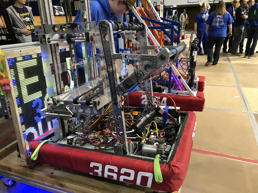 averagejoes3620's tweet photo. We did make finals but we lost the Finals 2 match, we aren’t upset because this will help us grow as a team even more so that when we come back for states we are better than before #frc #robotics #AverageJoesAboveAverage #firstrobotics #FIM #omgrobots https://t.co/R4Vd8Pg1Vq