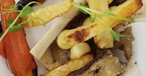 crescentgrill's tweet photo. Root and Bone #qualityingredients #eatfresh #eatlocal https://t.co/jUUSVErjpd