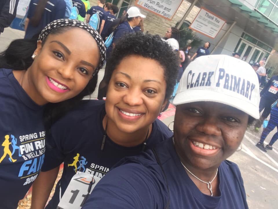 OmicronTauOmega's tweet photo. Chapter members had a blast supporting  SpringISD at the #SpringFunRun19. #AKA1908 #Excellence #OmicronTauOmega #ΟΤΩ #SpringAKAs #SpringForExcellence #SensationalSouthCentral https://t.co/sYsoSGRiKD