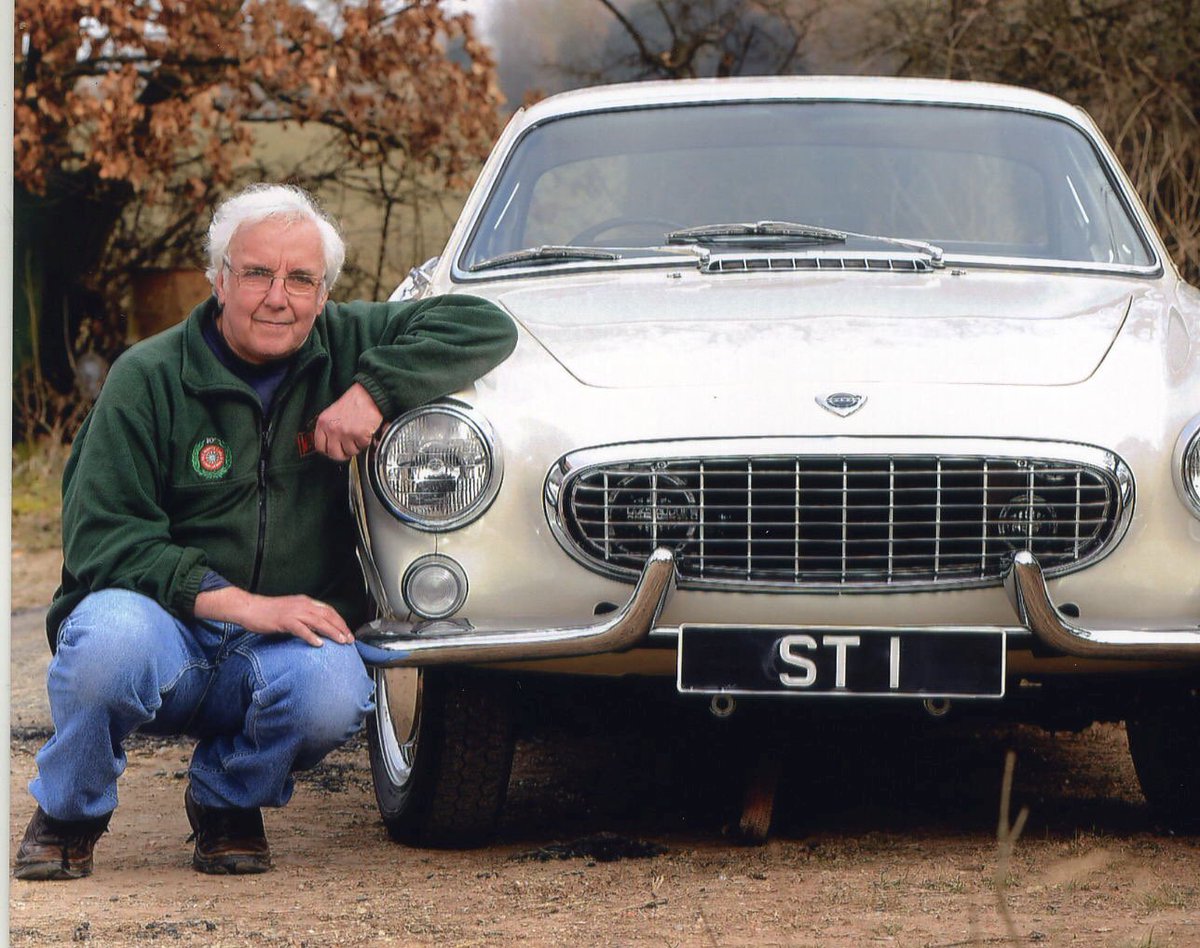 CarClubAwards's tweet photo. The winner of the NATIONAL CAR CLUB AMBASSADOR OF THE YEAR award, sponsored by @MeguiarsUK, extols the virtues of their club, it’s marque and models.

And the winner is... KEVIN PRICE of the #Volvo Enthusiasts Club

#carclubawards https://t.co/Lgx8ThFbgJ