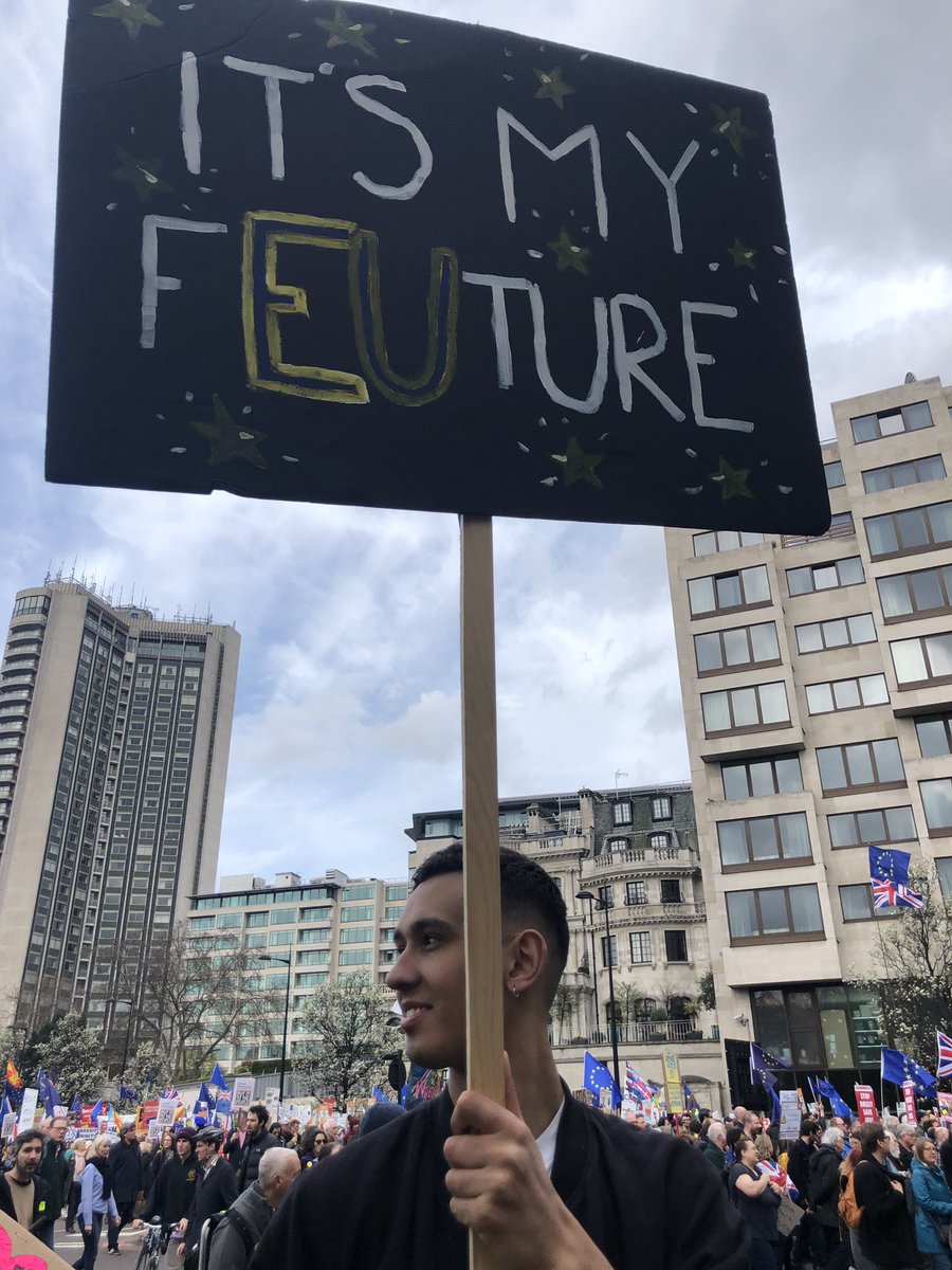 poppypecorelli's tweet photo. PUT IT TO THE PEOPLE #PeoplesVoteMarch https://t.co/LSIQuwXnD7