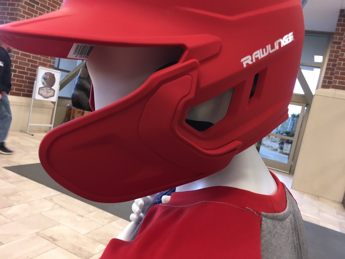 squatcheeontop's tweet photo. First time seeing the cflap retail. Had only seen it on @MLB before.These are @RawlingsSports youth and adult helmets @UniWatch @PhilHecken #baseball #helmets #cflap #rawlings https://t.co/4lZOgz8mAt