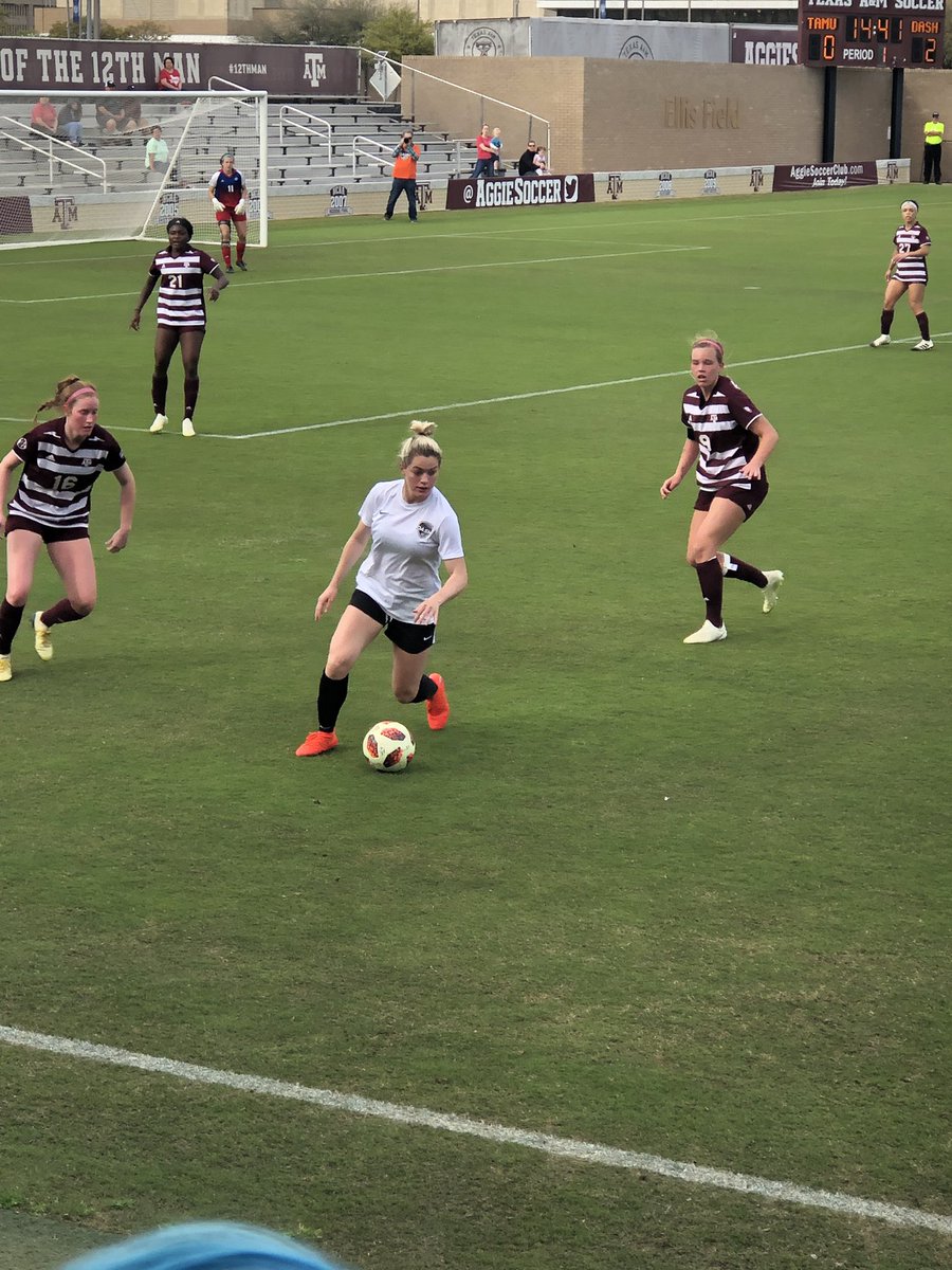 Hey <a href="/JJWatt/">JJ Watt</a>, <a href="/BayouCityRep/">Bayou City Republic</a> made the trip out to support Kealia, where ya at😉