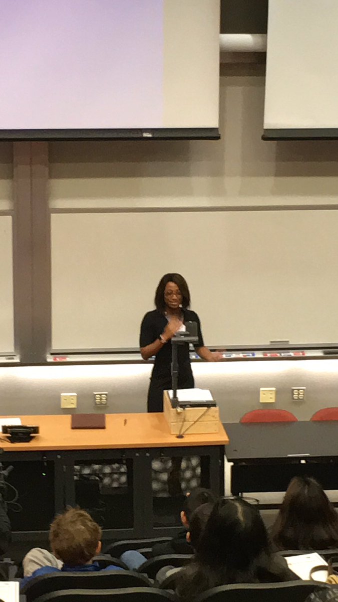 vickig252's tweet image. Field trip to NC State! ABC11 meteorologist Brittany Bell #STEMSharksBYTE #TeamSTEM #STEMulatingMinds #VANCECoProud #VCSBetterTogether2018 #VCSNoExcuse #VCSBelieveIt @VanceCoSchools @StemEHS @MHunter1964 @SmoovKris