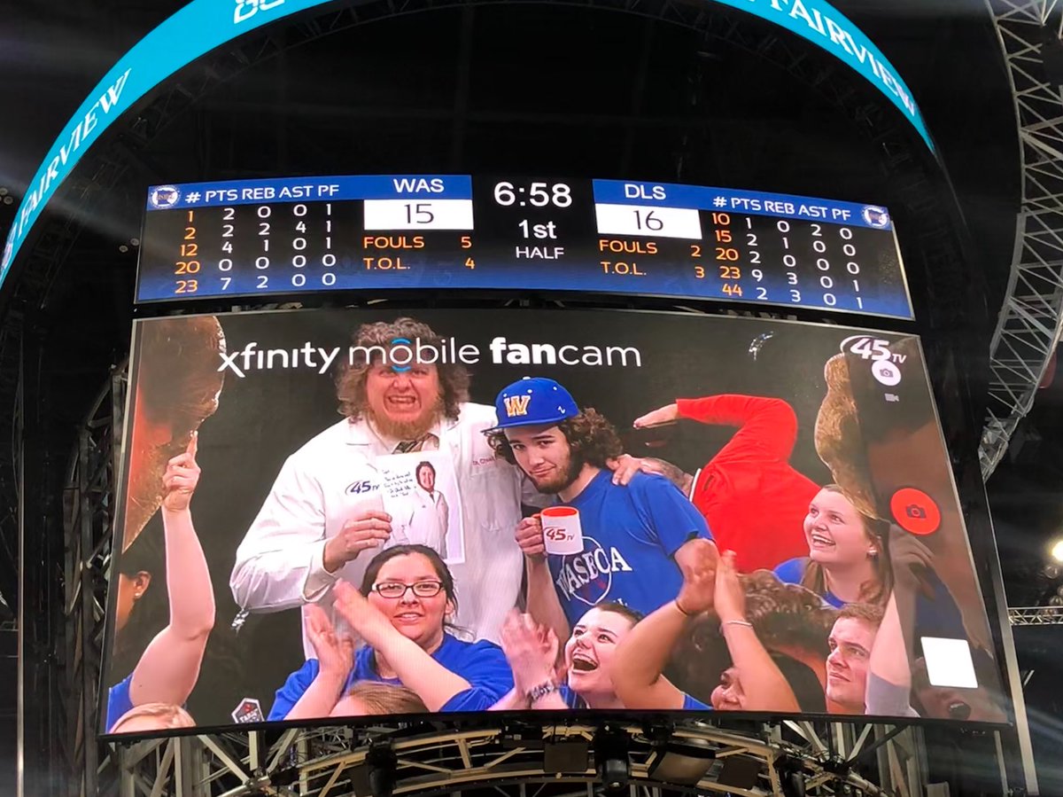 That’s my boy! #FanCam #specialtreatment #45TV #tourneyson45tv @prep45sports @kstc45 @WasecaBluejays