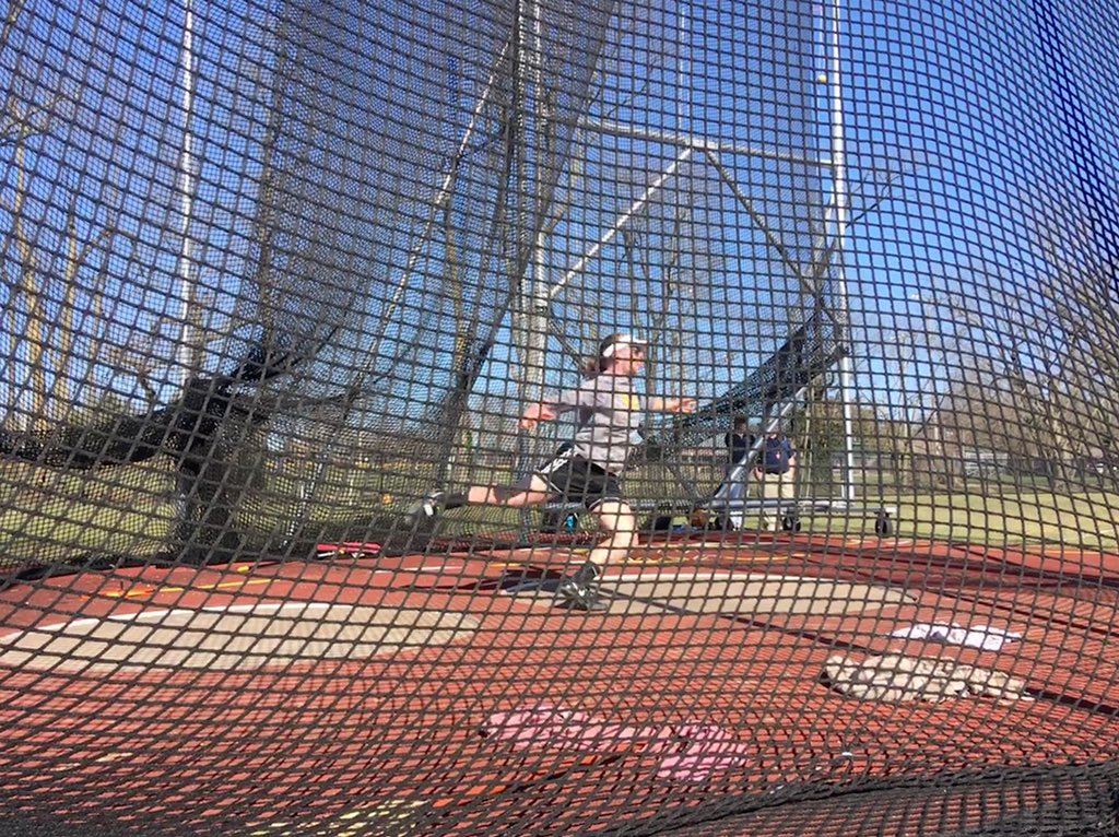 CUTFXC's tweet photo. congrats to the guys throwing discus!! sawyer made finals to finish 3rd overall with a 43.55m!! owen with 36.18m, sully with 31.45m, and jb throwing 30.45 #lastevent #heavyfrisbee #letsgethome https://t.co/uF6MsOKr9K