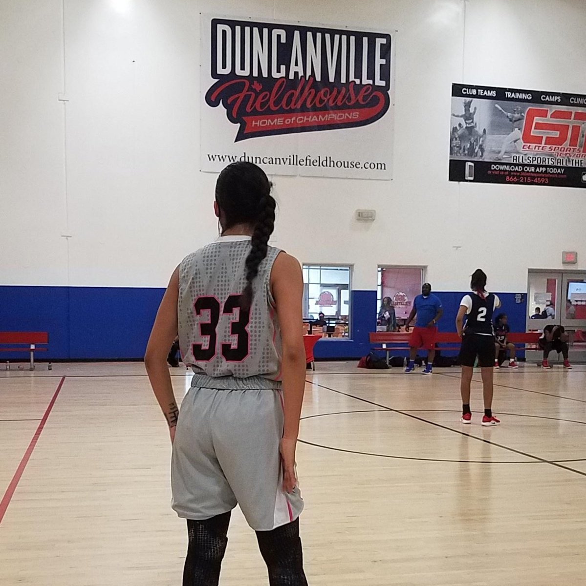 merrobledo33's tweet photo. Last Marchfest has been sweet to me☘15-Pts 5-Ast 5-Rbs 3-Stl (75%-3FG)💪🏾
Just getting started💜🏅#EFND #AESWAG @atxelitebball https://t.co/OPnBKVxqfe