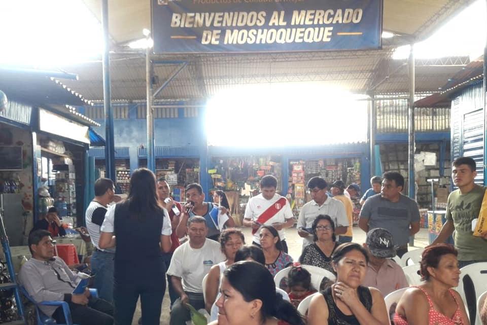 Municipalidadd8's tweet photo. La Municipalidad de Leonardo Ortiz, con el apoyo se la Superintendencia de Administración Tributaria-Sunat, viene brindando capacitación de fomalización empresarial a los comerciantes del primer sector del mercado Moshoqueque. https://t.co/KP6LNcvaup