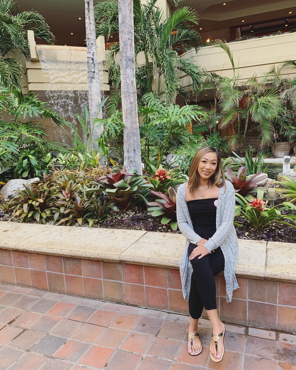 shaaae_b's tweet photo. I’m currently creating the women I want to be.
Excuse me while I become extremely selfish with myself, my time, and my energy.✨
•
•
•
•
•
#HerbaMom #HerbaBoss #HerbalifeHawaii #BossLadyMindset #HerbalifeBuisnessOpportunity #IDoHerbalife https://t.co/gyk6M6U8WW