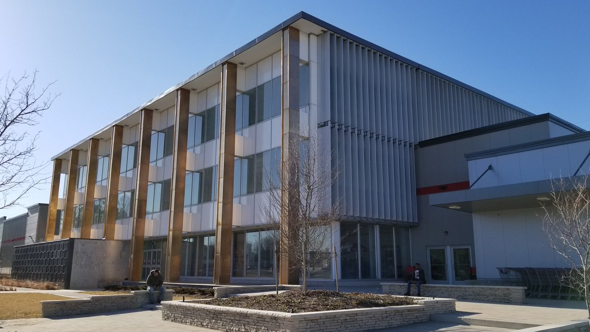 Joel_LeonD's tweet photo. Pleasant surprise on a supply run for @ToSoArch #charrette! @costcocanada at Thorncliffe retained part of 1965 #modernist office building by Mathers and Haldenby (former @cocacola_ca ) and has posted info on its design! #knowthearchitect https://t.co/wG7fJIsL9w