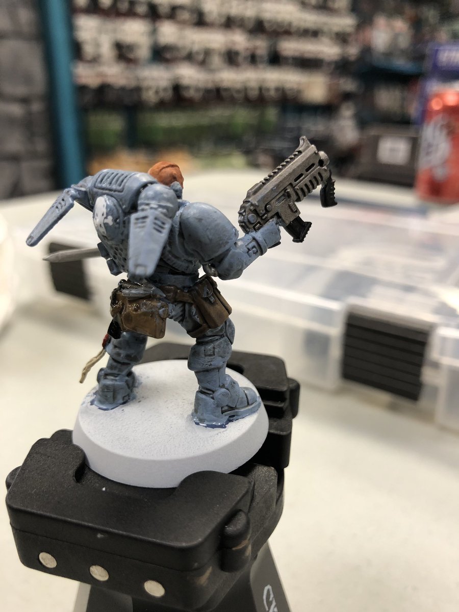 Fruits of today’s painting. Would have gotten more done but it took way too long to cut and glue the figures. But very pleased with the end result. Come play some Kill Team with me Thursday!