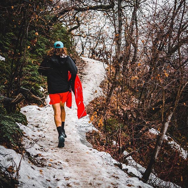 Found some more snow this week with the salomonrunning crew. Thankful for the opportunity to gather together at the US headquarters in Ogden. I learned so much more about the brand, the people behind it and my other teammates. 📷: runlongrun #salomon_summit #timetoplay #salomonr