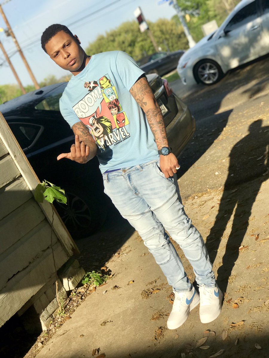 og_beee's tweet photo. I Can Take You Different Routes 👣 Just Like I’m Living In A Maze 🗺📍 https://t.co/9nkLv7gI75