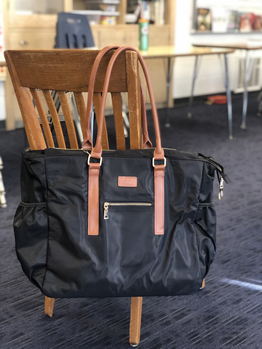 EdCampCASA's tweet photo. Thank you to The Teacher Tote for THE teacher tote! #edcaampcasa https://t.co/NVEYRiyZqz