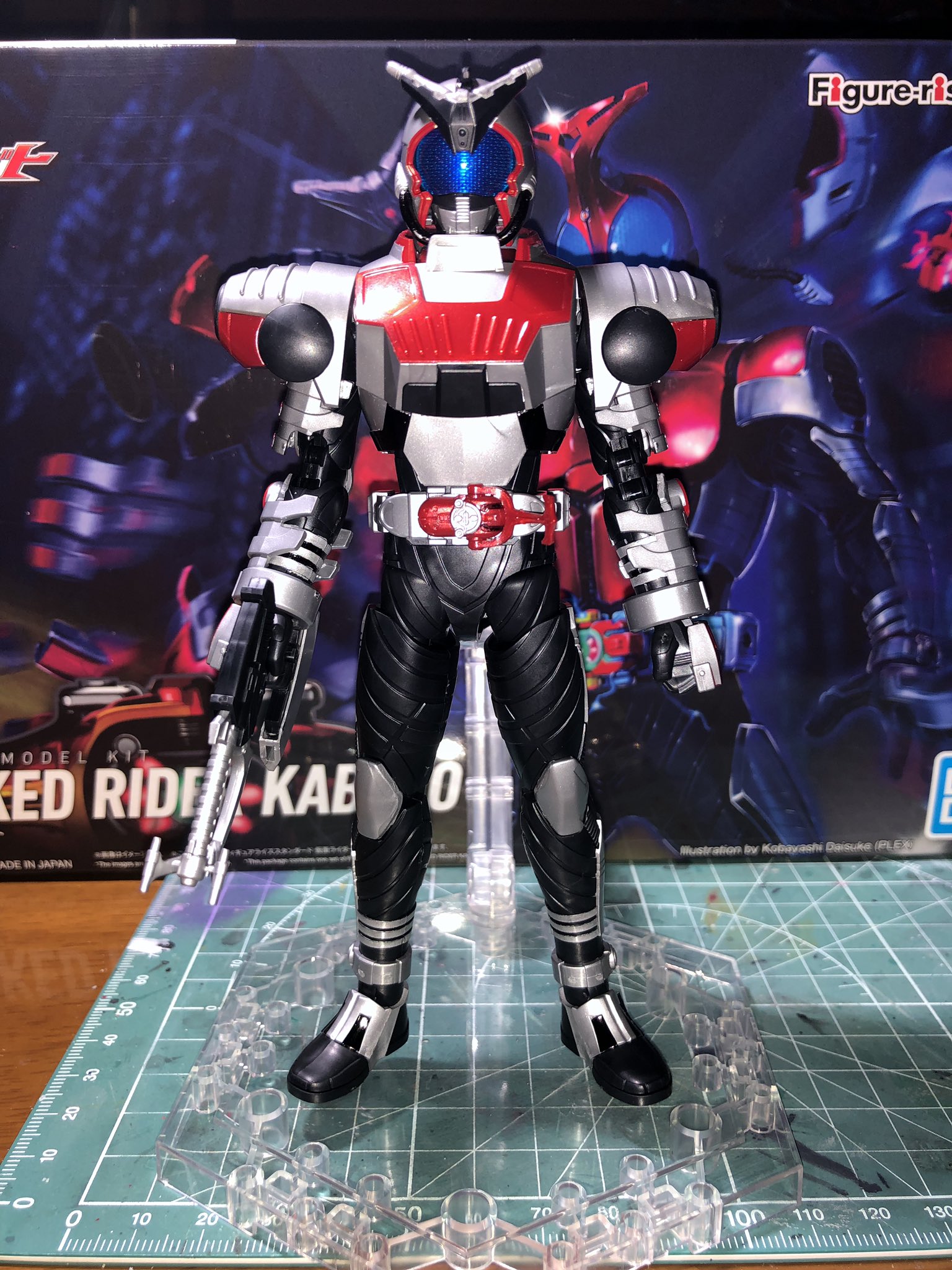 オポッサム 1日1プラ 仮面ライダー おばあちゃんは言ってた 世界は自分を中心に回っている そう思った方が楽しいってな 仮面ライダーカブトだ やっと組めたああああ かっこいいしよく動く あのライダー界屈指のスタイリッシュで流れる様な