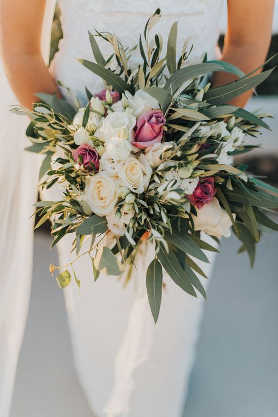 BBoutiqueEvents's tweet photo. After finding the #weddingdress are #weddingflowers next? With #Spring here we are so excited to see what #bridalbouqets our #2019Brides have chosen. #Flowers always add that simple touch of elegance and beauty. #WeddingInspo #WeddingPlanner #TorontoWedding #BeautifulWedding https://t.co/5CiwrUuJlV