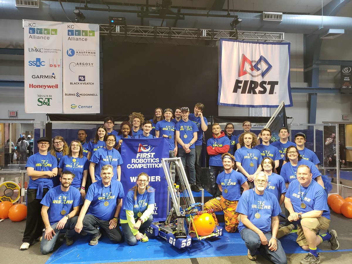 FRC5801's tweet photo. Captains of the 2nd seed winning alliance at the Greater Kansas City Regional. Championship bound! #ctcinspire #ctchandson #fortproud https://t.co/FbaqoGxJuO