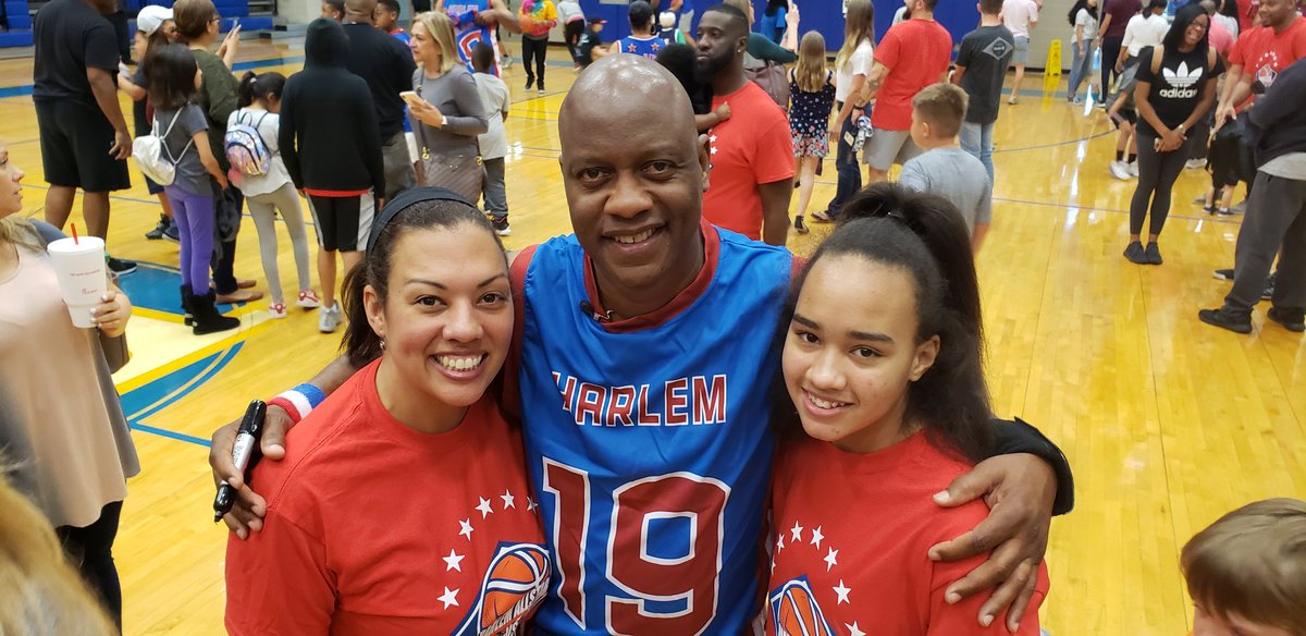 Fun time with the <a href="/Globies/">Harlem Globetrotters</a> <a href="/KleinHigh/">Klein High School</a> supporting <a href="/BESTKleinHigh1/">B.E.S.T. Klein High</a> and No Place for Hate! <a href="/KleinHighFive/">Klein 5 Character Ambassadors</a> <a href="/elibolin/">Eli Bolin</a> <a href="/CEscure/">Catherine Escure</a> <a href="/ShanleyMarchese/">Shanley Marchese</a> #Globetrotters #respectforall