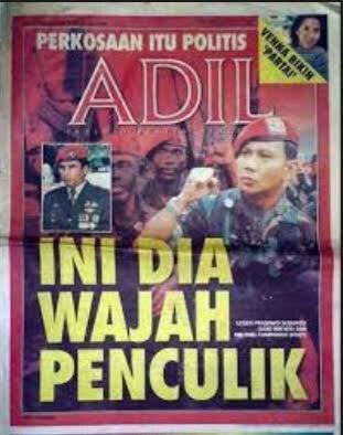 PartaiSocmed's tweet photo. Jadi jangan salahkan publik jk mempersoalkan masa lalu Prabowo penculik. Krn faktanya memang demikian dan pendukung2nya sendiri pun mengakuinya. 
Bangsa ini layak mendapat pemimpin yg lebih baik dr sekedar penculik yg dipoles seolah mulia lewat ijtima ulama
#PrabowoTheKidnapper https://t.co/2Pel7stlRF