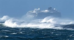 CroosnKangaroo's tweet photo. Report: #VikingSky 3 of 4 engines now running. Plan to use 2 tugs to escort the ship over the "next hours" Helicopter evacuations continuing throughout the night - 199 of over 1300 people on boared rescued.  #Live coverage of #cruiseship #mayday #norway https://t.co/Oci0goJ1tU https://t.co/ojQNJpF9n5