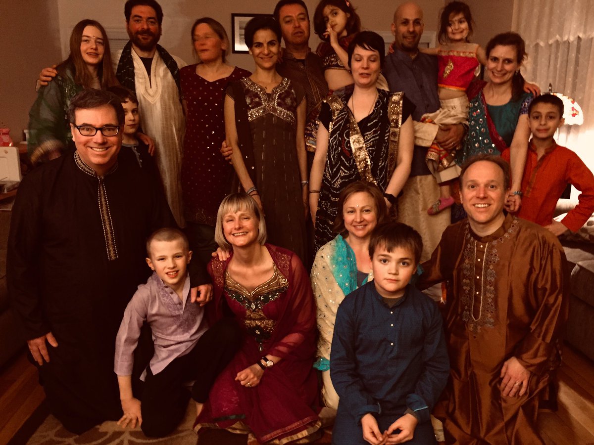 JustinLathia's tweet photo. Great to celebrate the Indian holiday, Holi, with the neighbors! #holimoly https://t.co/ORLaSALe6X