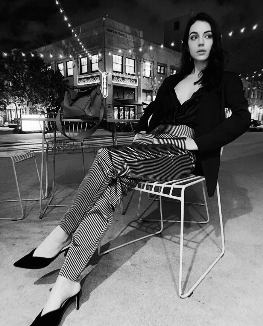 ✺     .   ˚ 
 . 　　   　　  　　　 　　　　　　　
 ˚  　  　 ⊹  
　. 　　　　  
 .  　　
  　 　　　　
 　　　 *