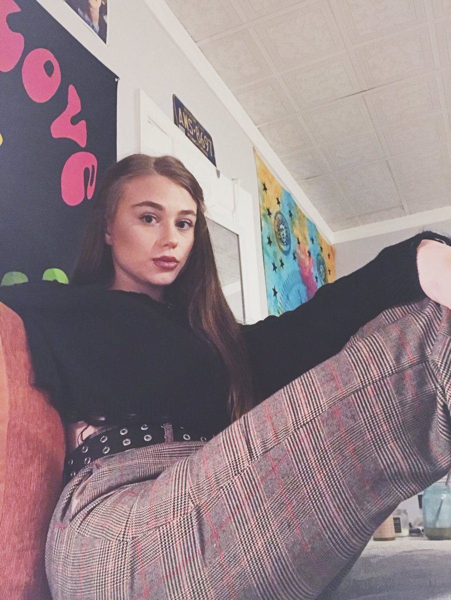 addithebaddi's tweet image. lemme remind ya