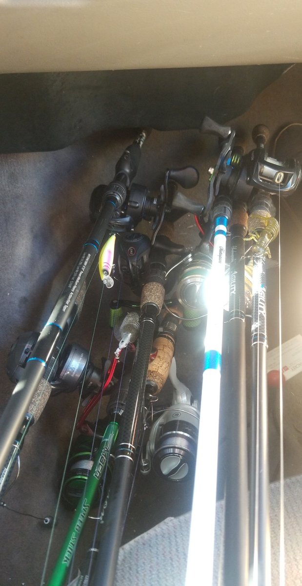 BassinCharlie's tweet photo. Ready for this tournament. Hopefully I can come back with something to brag about and maybe even some cash 🎣💰💲#bassfishing #FishingFamily #bassinonthereel #BORcrew https://t.co/HbD6sUQyaw