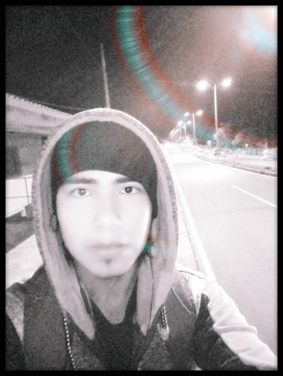 Dybuck_011's tweet photo. #FelizFinDeSemana #FelizDomingo  #NocheSolitaria @Dybuck_011 
#SiguemeYTeSigoAlInstante 

Las calles oscuras y solas, son mejor  persona que amistades impostoras.  
Sin hora alguna, en lagunas se reflejará la luna y surgirán muchas preguntas pero ni una sola duda. https://t.co/dOphNcwWdy