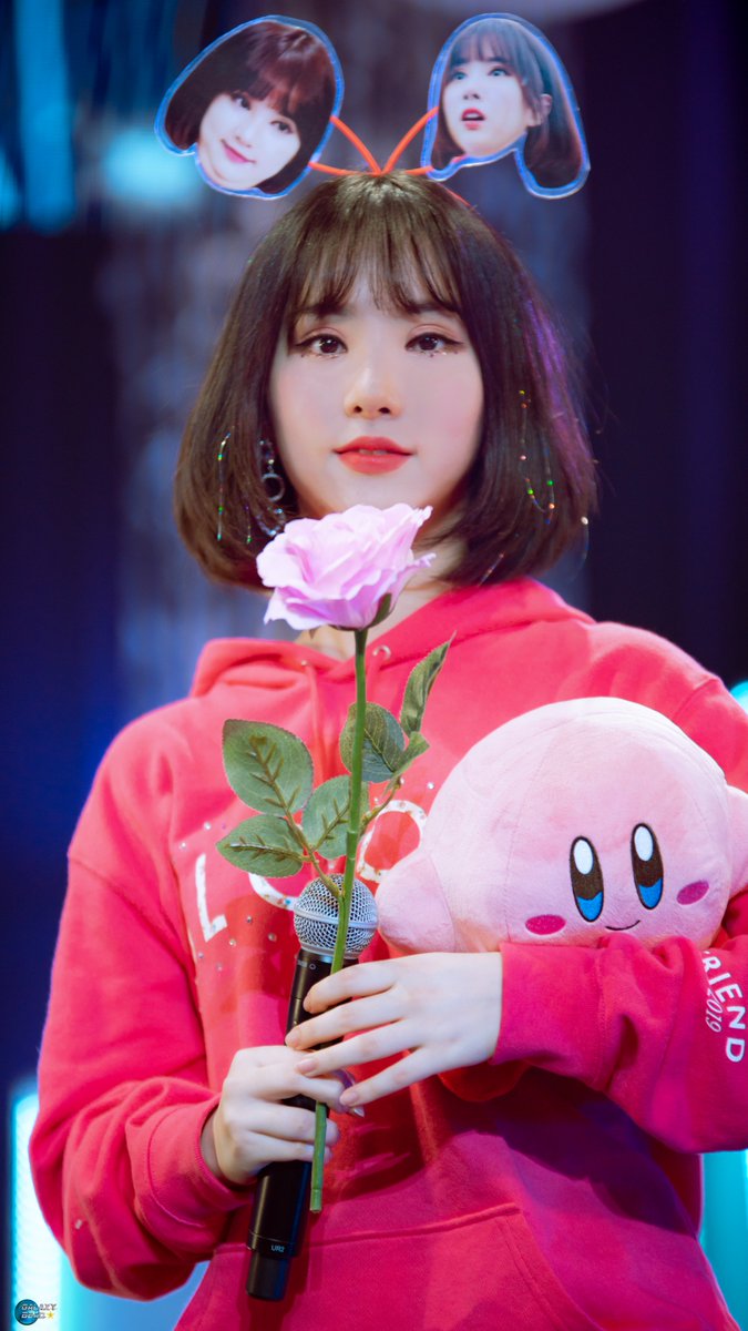 galaxybead's tweet photo. GFRIEND SPRING TOUR 2019 BLOOM TOKYO ウナ
#GFRIEND #여자친구 #ウナ #Eunha #은하
HQ: https://t.co/VOkr6duTCj
        https://t.co/FukOdXAQhQ https://t.co/2RCbJ6qTfi