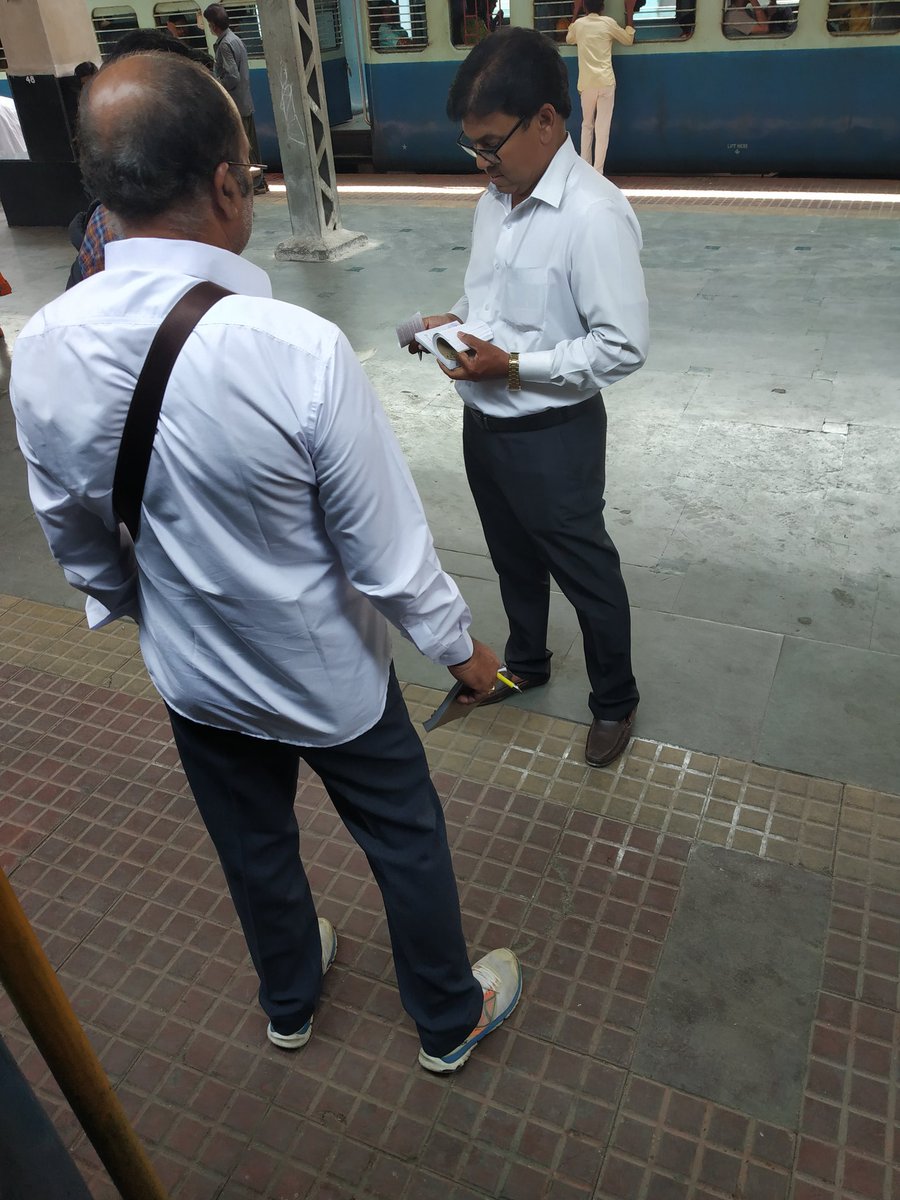 RonnieSatwik's tweet photo. @SCRailwayIndia @RailMinIndia @drmsecunderabad these guys standing on platform 4 at secunderabad railway station are collecting money from travellers to allow them to sit in sleeper class but not giving receipts writing some numbers on tickets https://t.co/TTatMIYWwb