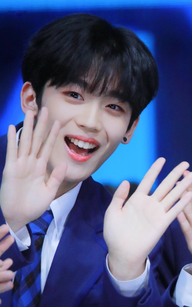 0922Augenstern's tweet photo. 귀요미☺️
#김요한 #프로듀스X101 #PRODUCEX101 #PRODUCE_X101 #프로듀스_X101 #위엔터테인먼트 https://t.co/lzXsHe3DsU