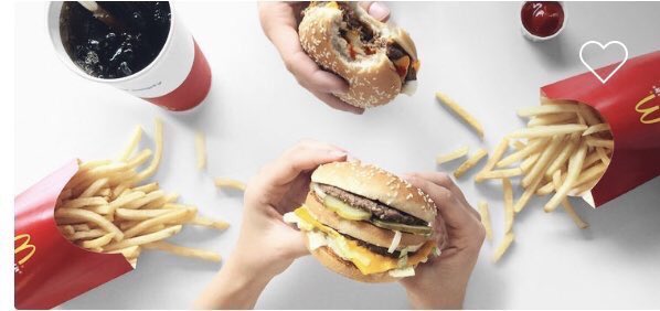 UcRef's tweet photo. マックやガストが1000円分無料!?

今、人気のUberEatsで
下記プロモーションコードを利用すると
期間限定で
【1000円分のクーポン貰える】
👉クーポンのみの利用も可能！

プロモーションコード
eats-t4f98m

マックの新作パイなら7個相当

他にもお店色々！

アプリは👇から
https://t.co/5WrJ93yGt7 https://t.co/XoLUV6U22G