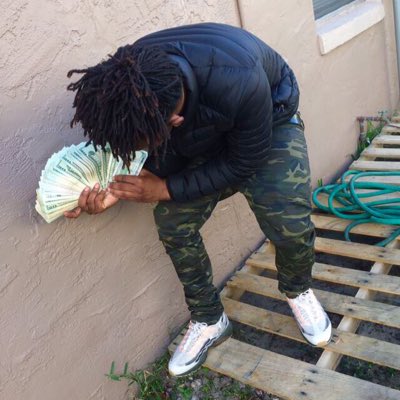 tayfazoo's tweet photo. #NewProfilePic https://t.co/qh3wuENe2e