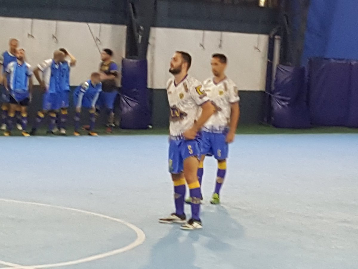 pasionfutsal's tweet photo. #PrimeraB FINAL. @AtlantaFutsal le ganó 6-5 a @HuracanFutsal como visitante con cuatro goles de Juan Walker. Se fueron expulsados Aluffi y Osorio en el Globo y Darío Canessa en el Bohemio. https://t.co/X2FtHVUlhD
