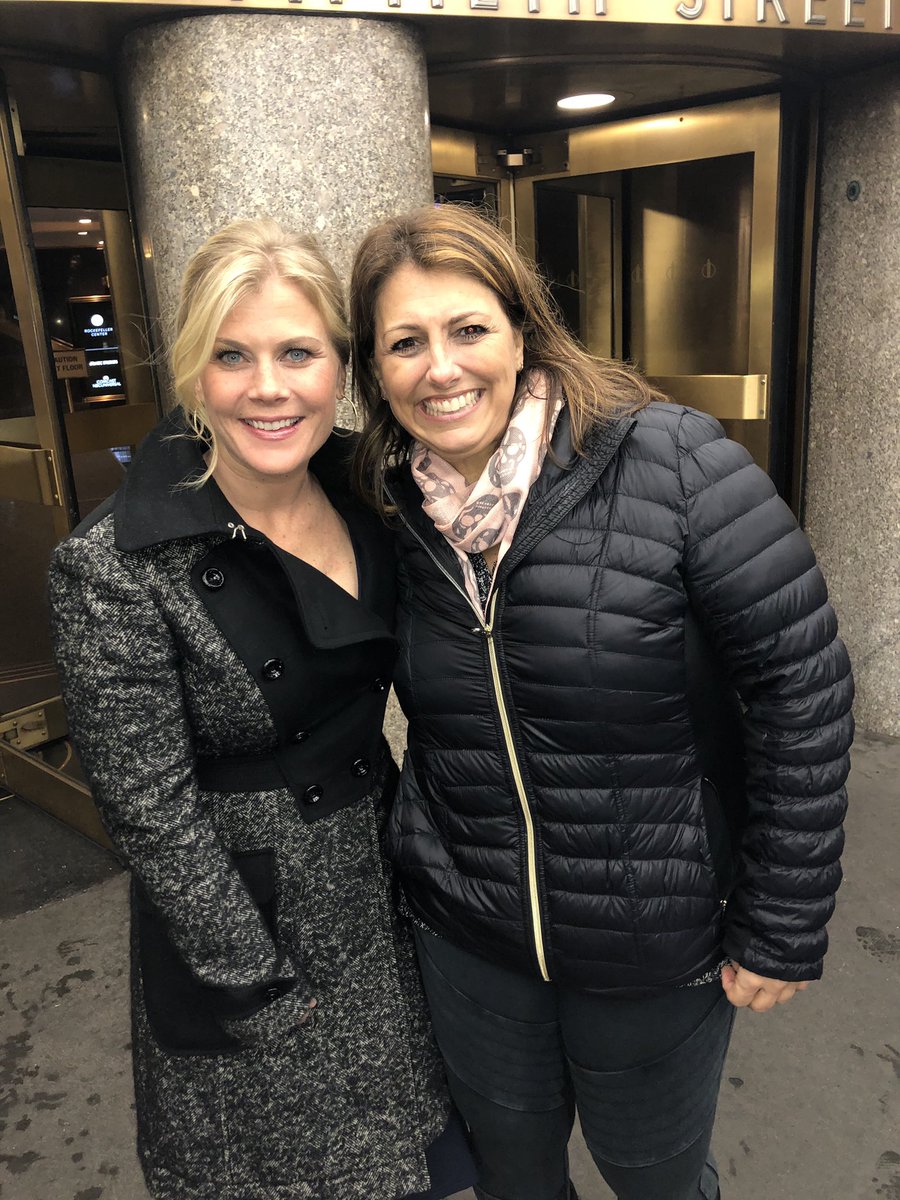 Alison Sweeney #daysofourlives #thebiggestloser #murdershebaked #hallmarkupfronts #nyc #realityshowhost #actress #celebrity #alisonsweeney