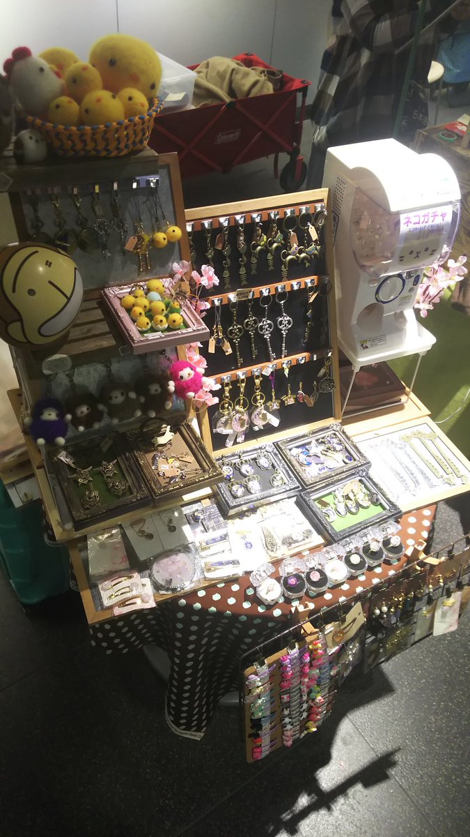 37sa37na's tweet photo. HAND MADE SHOW vol.5
本日10時~19時まで、札幌地下歩行空間内通路でやってます!
#HANDMADESHOW #ハンドメイド���ョー #ハンドメイド #ハンドメイドイベント #札幌 #チカホ https://t.co/EP70iMNaGd