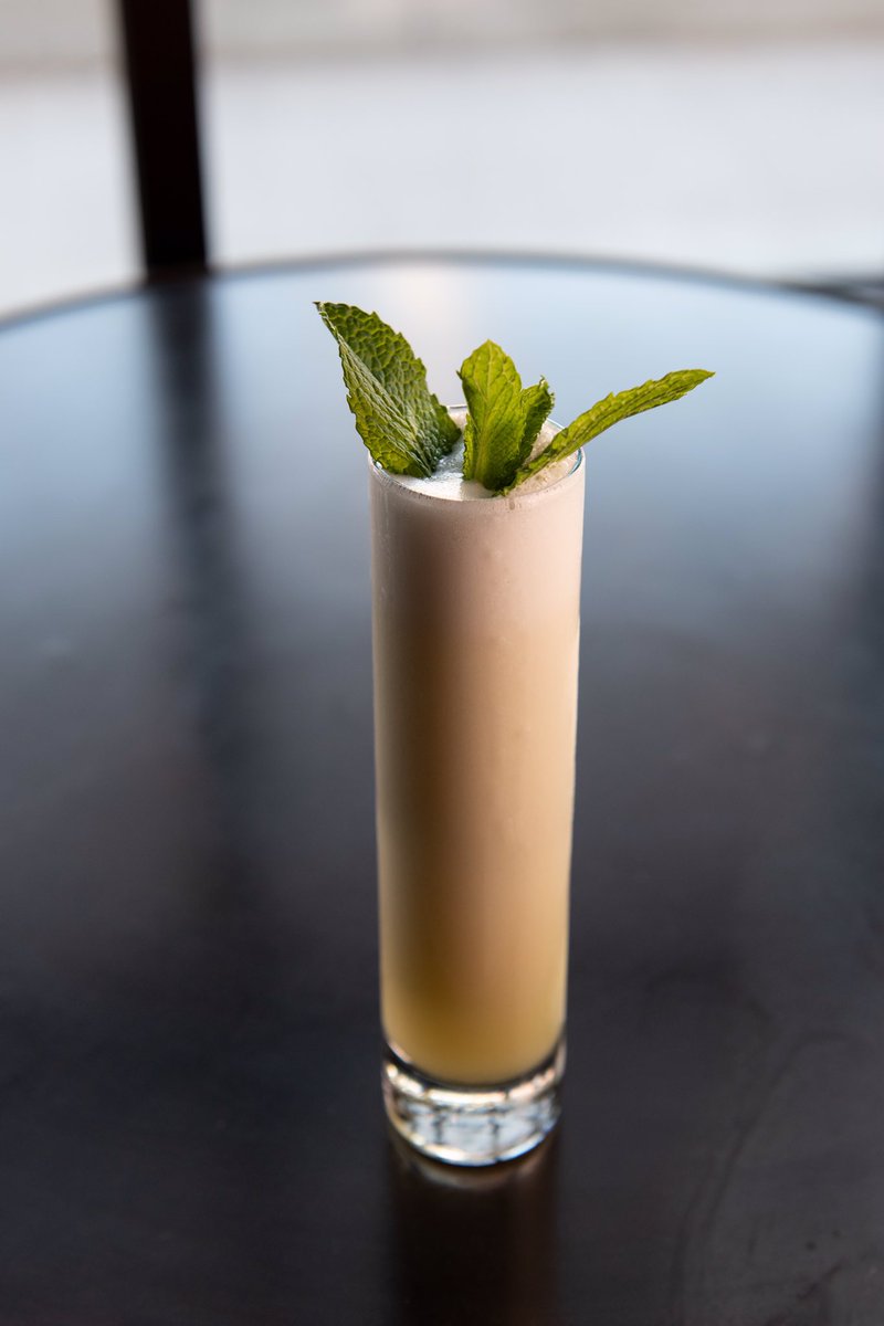 In the South American Handshake, Peru and the United States’ national spirits meet for some friendly banter ~ bardstown 90 bourbon, absinthe, barsol pisco, watermelon falernum, mint, lime. It’s a good time ✨

#MissCarouselHTX #AgricoleHospitality #HoustonBar