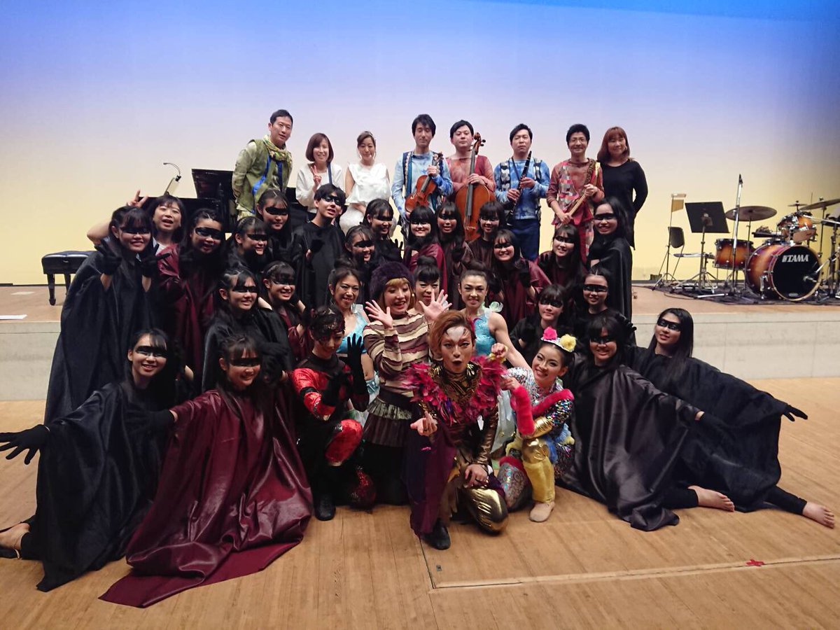 tksmdance's tweet photo. 先日。『まっすぐ泳げないお魚』に出演させていただきました！！
貴重な体験をさせていただき本当にありがとうございました🙇‍♀️
この経験を活かして、さらに精進していきます！！！ https://t.co/VtvLSn1FsQ