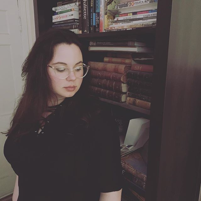evesribmusic's tweet photo. Where dust comes to die 🕸🕷
.
.
.
.
.
.
.
.
#goth
#postpunk
#melancholy
#darkfolk
#neofolk
#vintage
#oldbooks

📸 https://t.co/GHSrTjrGtc via https://t.co/HlveO1W0Pc https://t.co/Gr643BvVtJ