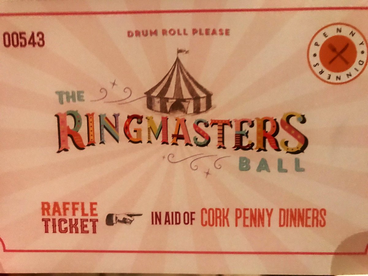 gerard_odonovan's tweet photo. Congrats and well done #miiBallCork2019 Committee for a fantastic night @RochestownPark #greattheme #greatreception #greatfood #greatband #greatgoodiebags #greatatmosphere 👏👏👏sZż https://t.co/53AIPCkX46