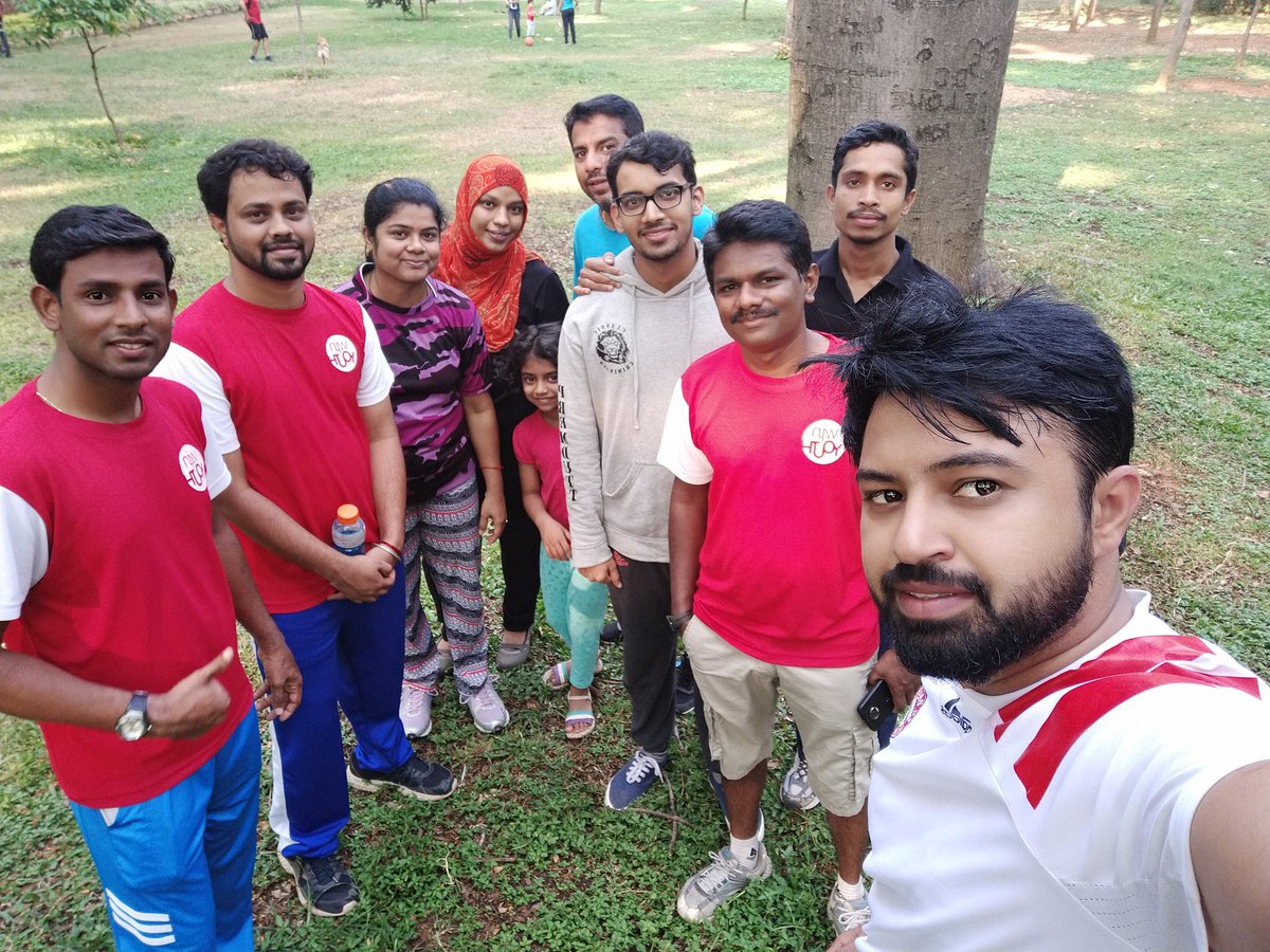 deepakram26's tweet photo. Walking!!! Jogging!!! Running!!! It always gives us extra energy to run a bit more when colleagues (@Santosh120591), friends and their families join us!!! #win4youth #win4youthambassador #pontoonproud #adecco #adeccoindia #pontoonindia #pontoonsolution https://t.co/5JnCeMTx58