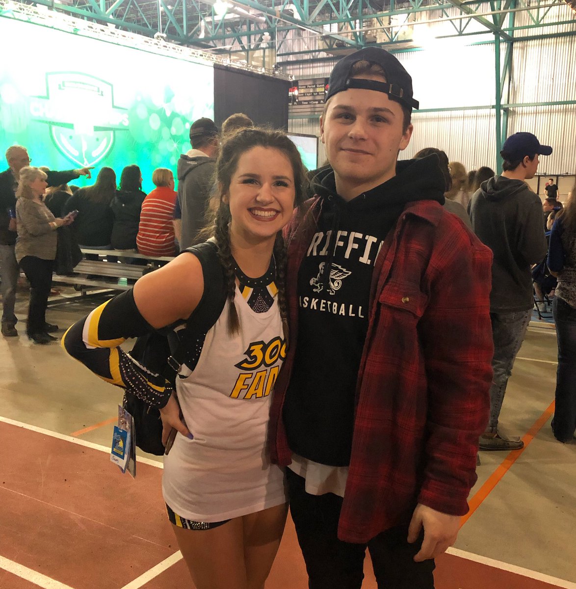 machy1995's tweet photo. Provincial Champions for Sam and her team Fame, and also the 2 teams she coaches Obsession and Exclusive won Provincial Championships as well!!
Way to go Samantha! #howdamncutearemykids? #nextstopworlds #orlandoorbust https://t.co/3PFgJhcck3