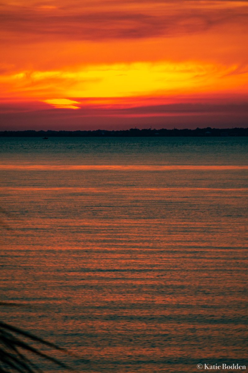 Y’all the sunset tonight was 😍😍😍 #pensacola #upsideofflorida #roamflorida #explorepcola #experiencepcola #sunset