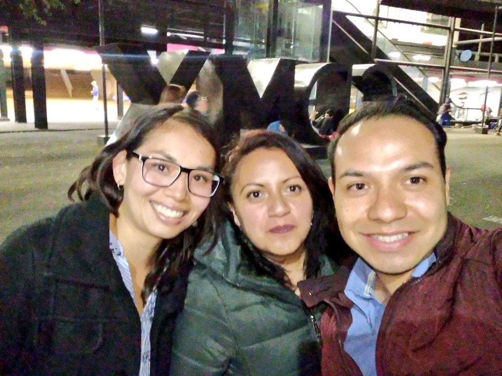OscarFloresBJ's tweet photo. #Reyna es mi amiga desde la secundaria y cรณmo cada aรฑo nos reunimos para celebrar su descumpleaรฑos ๐.
#FriendParty๐๐ https://t.co/ahqi04sl7j